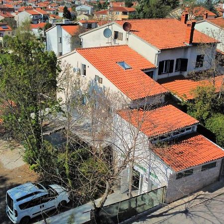 Apartments Mare Пула Екстериор снимка
