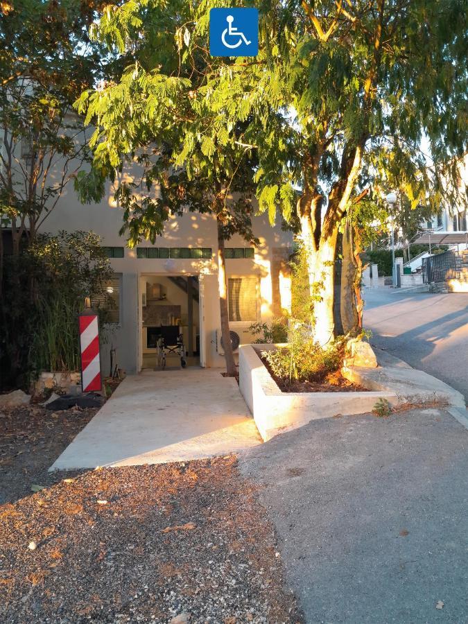 Apartments Mare Пула Екстериор снимка