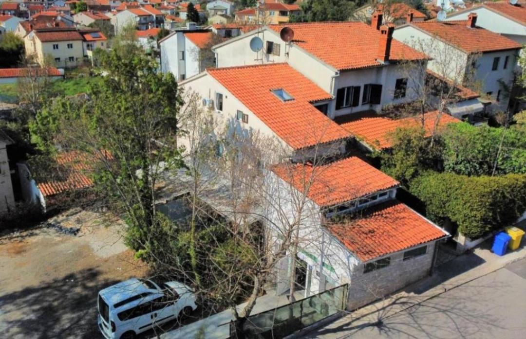 Apartments Mare Пула Екстериор снимка