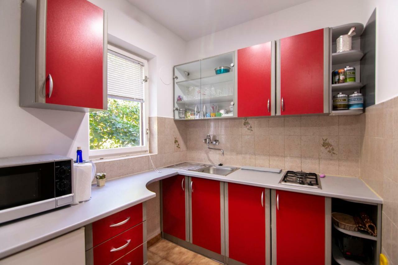 Apartments Mare Пула Екстериор снимка