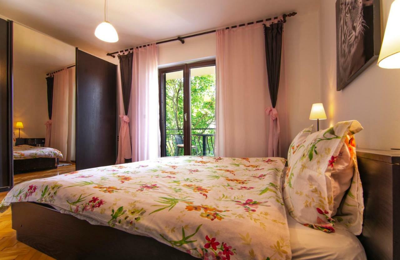 Apartments Mare Пула Екстериор снимка