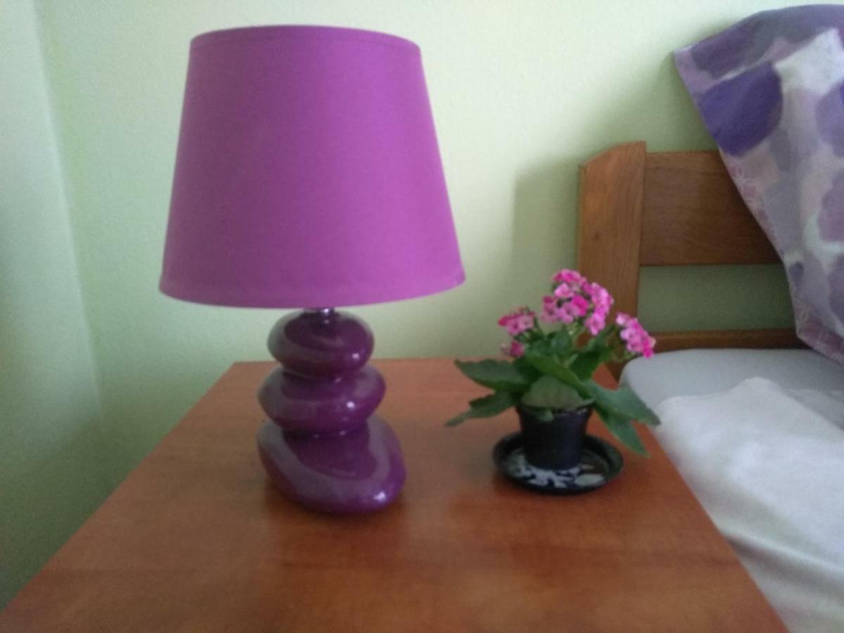 Apartments Mare Пула Екстериор снимка
